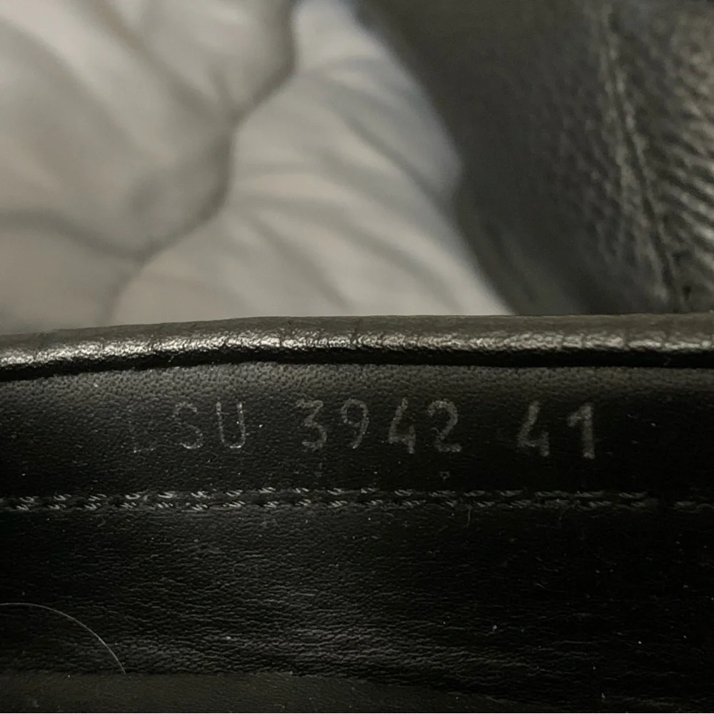 Versace Pebble Leather Drivers - Picture 5 of 10